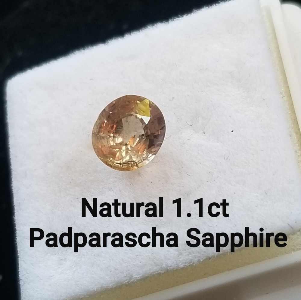 Natural Padparascha sapphire 1.1ct heat only from Madagascar